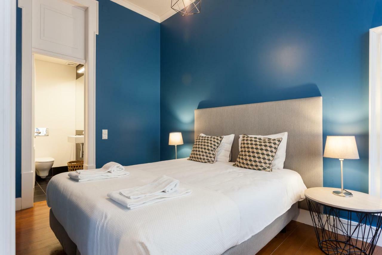 Baixa Vintage Three-Bedroom Apartment - By Lu Holidays Lisboa Exteriör bild